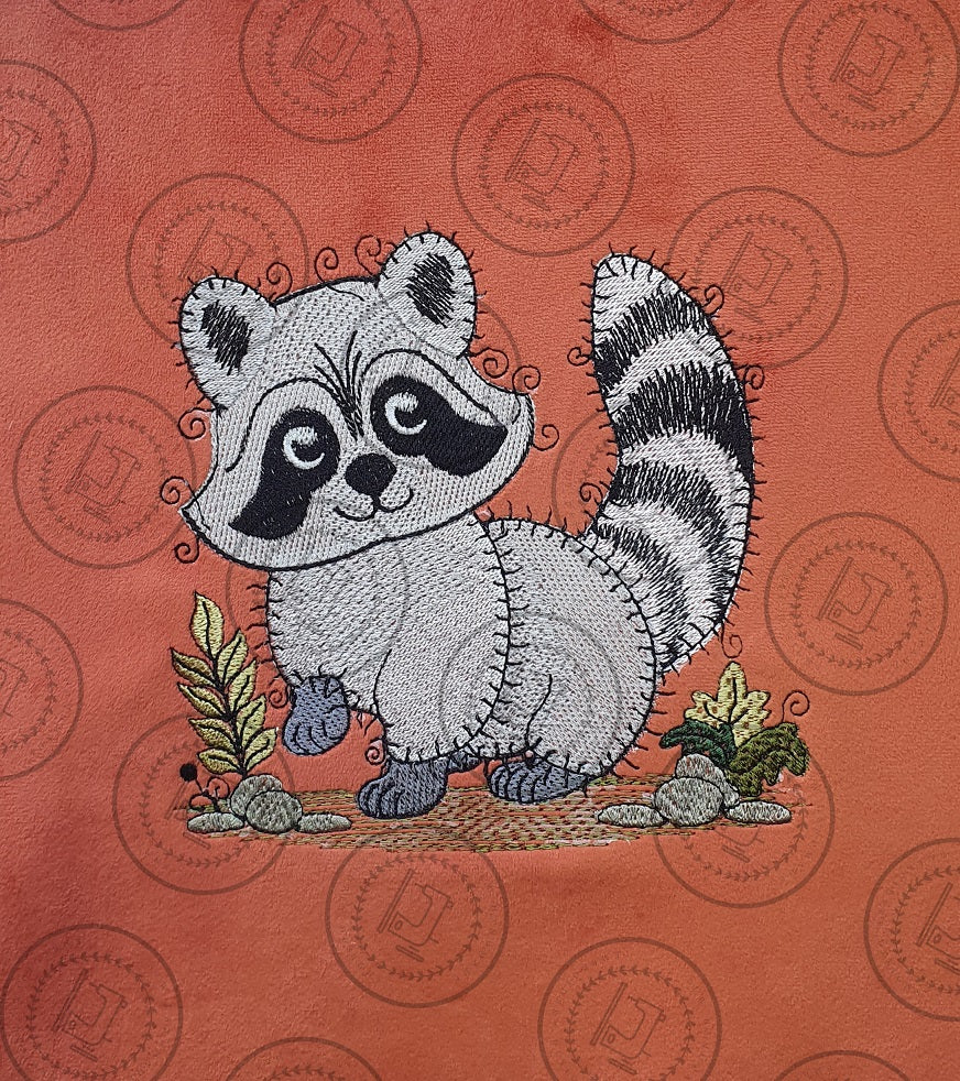 RAGGY RACOON RACCOON Machine Embroidery Design