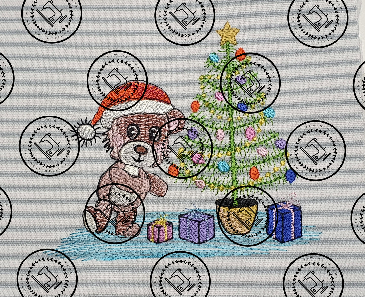 CHRISTMAS TREE TEDDY SANTA Embroidery Design - XTS22 5 x 5.5