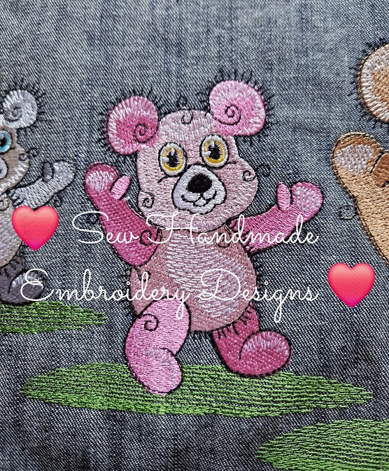 RAGGY TED TEDDY BEAR Machine Embroidery Design