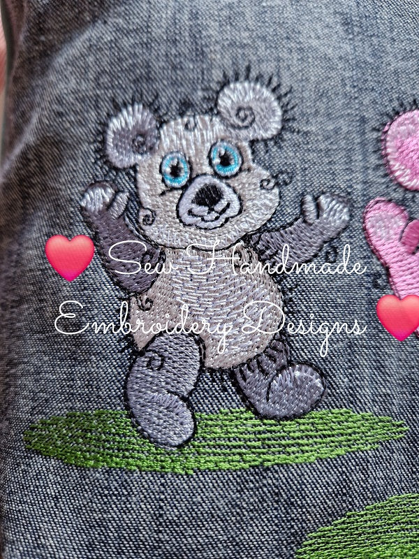 RAGGY TED TEDDY BEAR Machine Embroidery Design