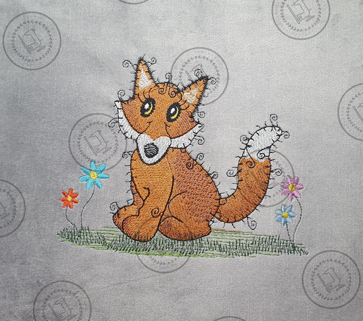 RAGGY FOX Machine Embroidery Design