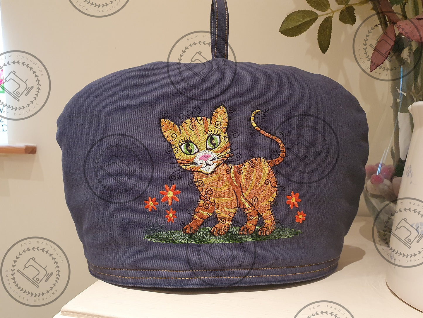 RAGGY TABBY KITTEN CAT Machine Embroidery Design