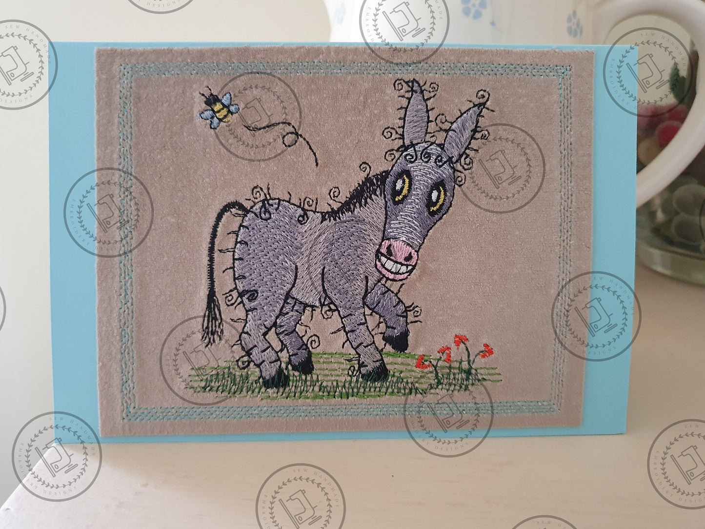 RAGGY DONKEY Embroidery Design - RSS012   4 x 4