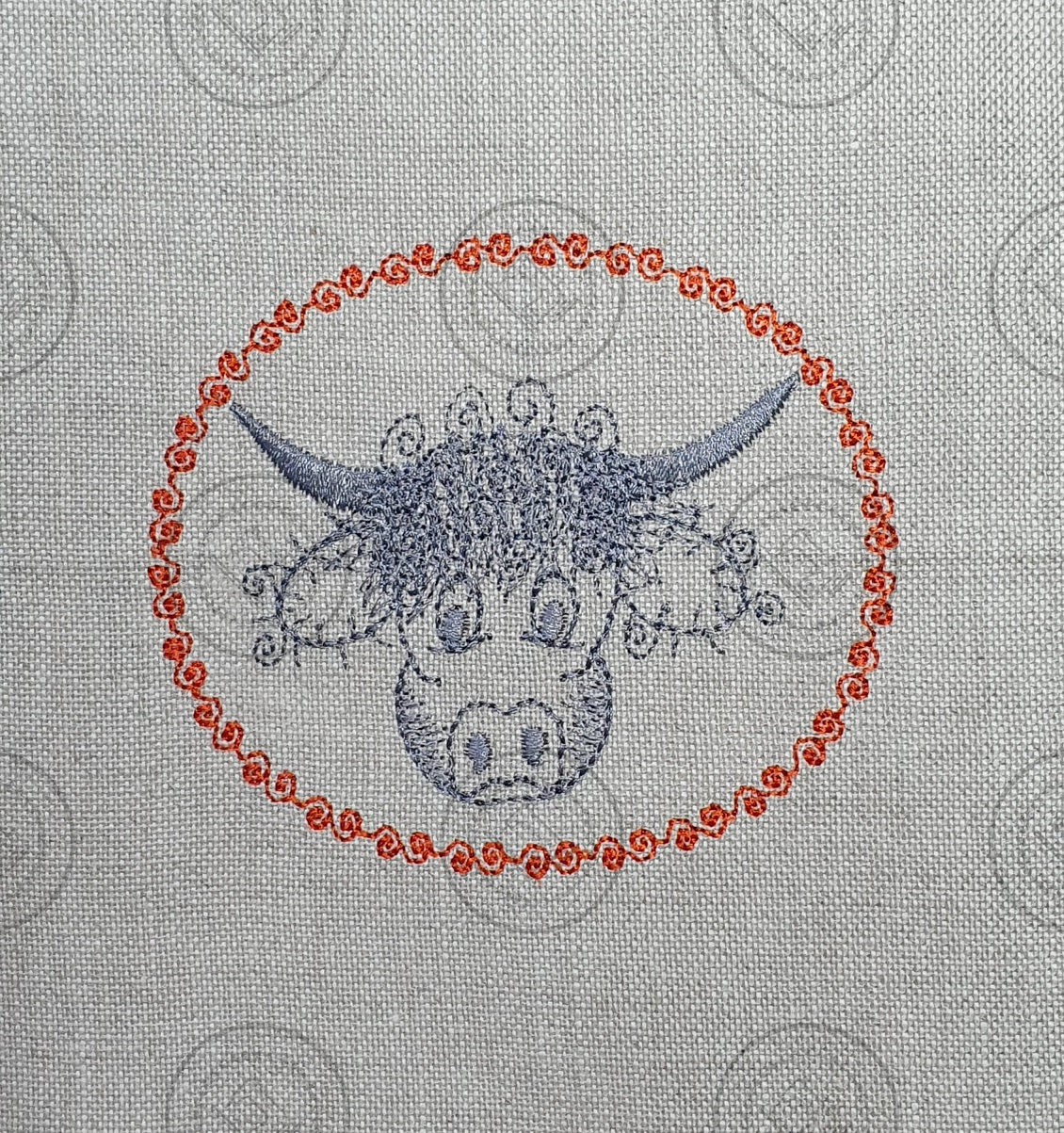 SKETCH CAMEO HIGHLAND BULL Embroidery Design - SC02     3.5 x 4