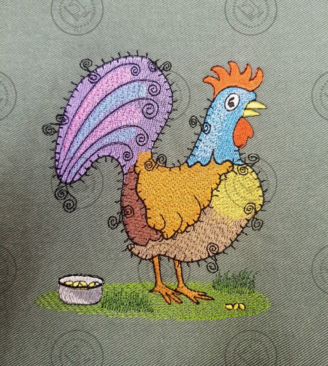 RAGGY ROOSTER Embroidery Design - R006  5 x 6